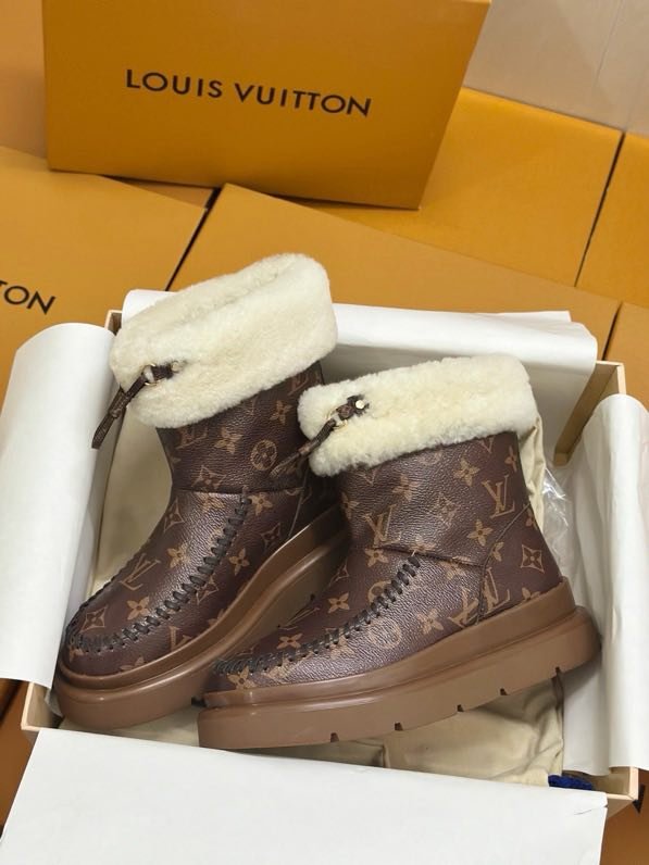 Черевики зимові жіночі