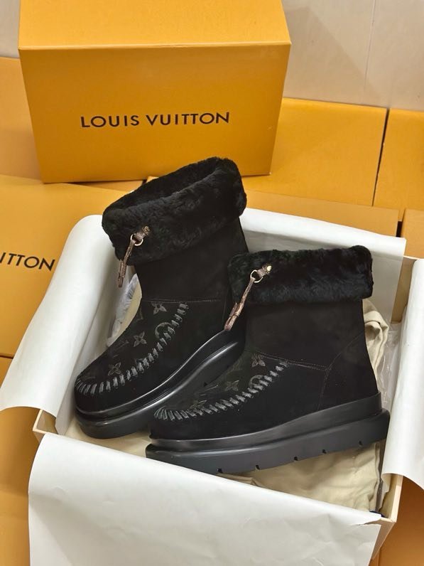 Черевики зимові жіночі