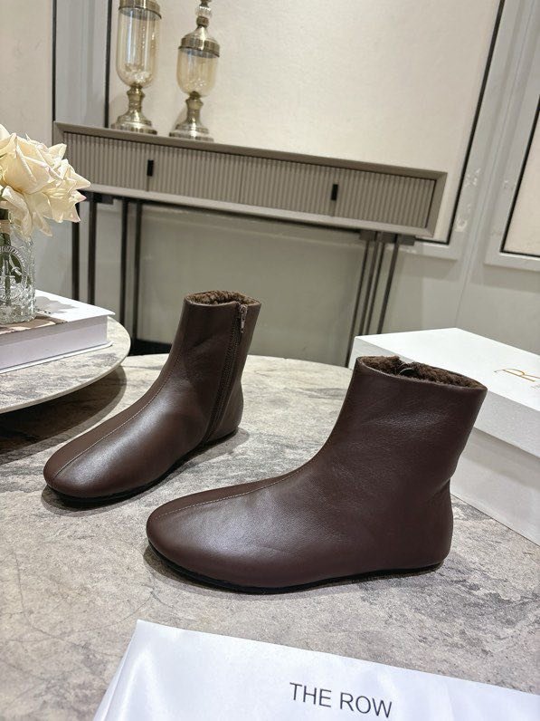 Ботнки женские