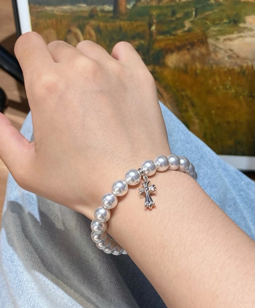 A bracelet from pearls фото 8