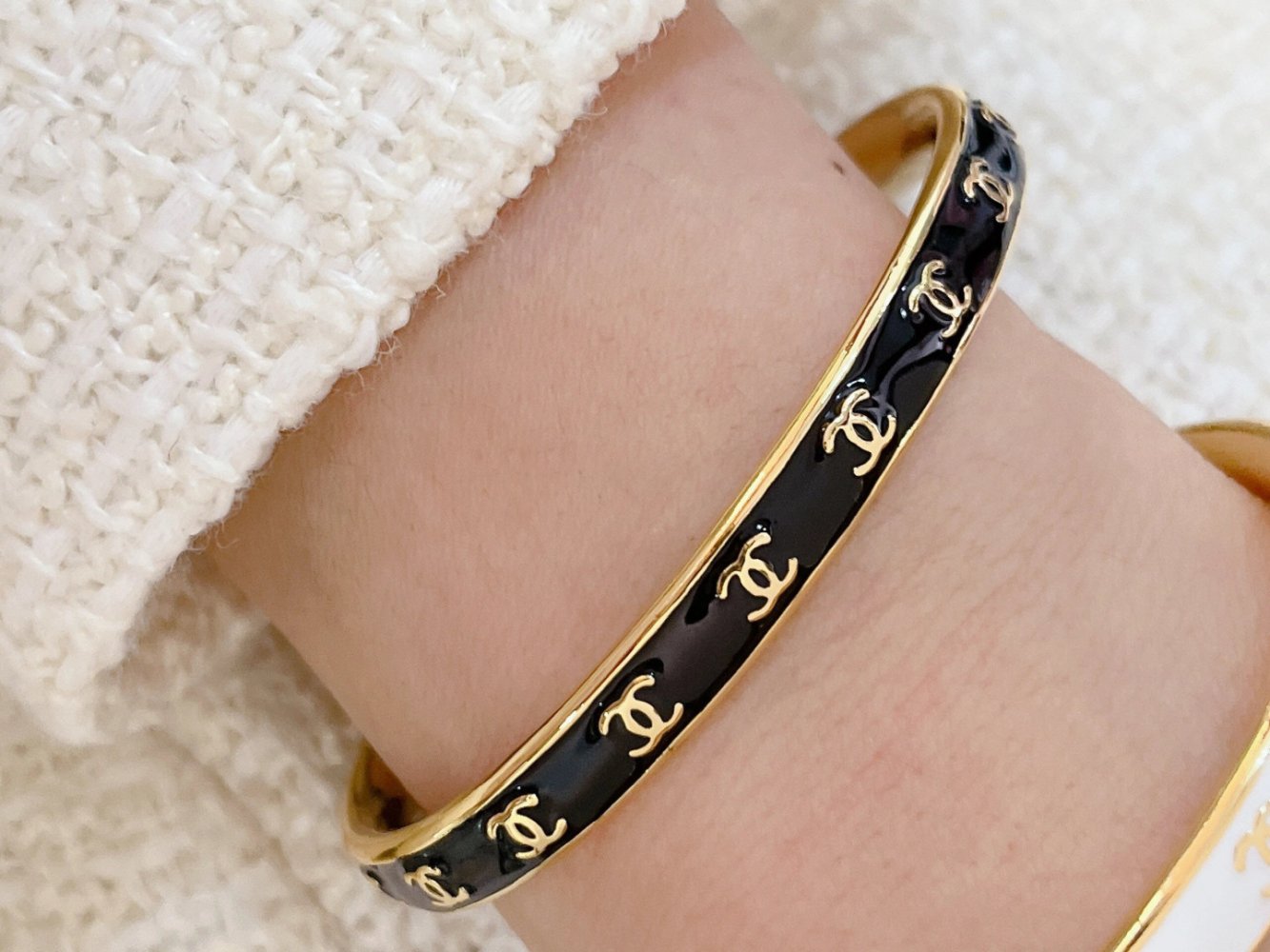 A bracelet фото 2