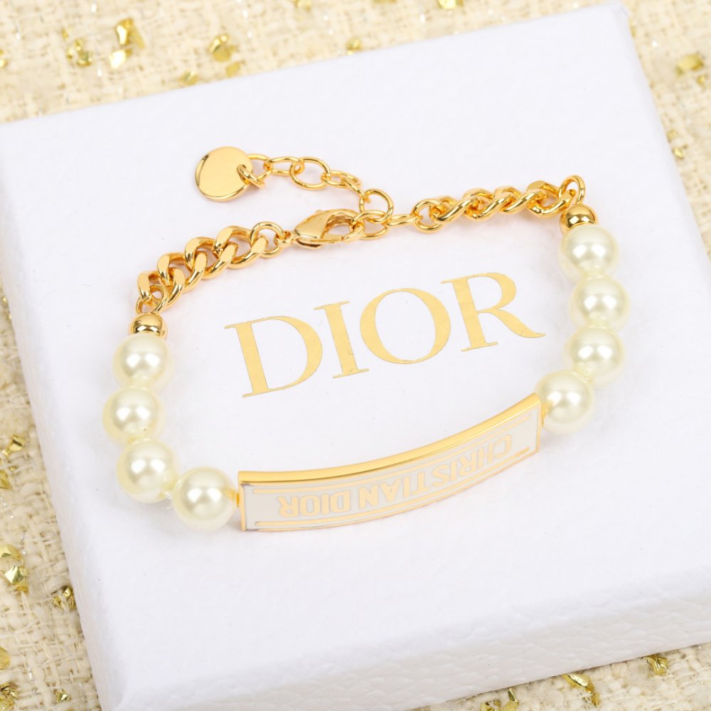 A bracelet фото 2