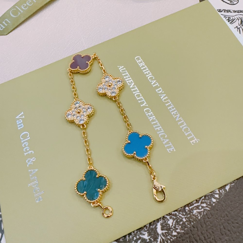 A bracelet фото 2