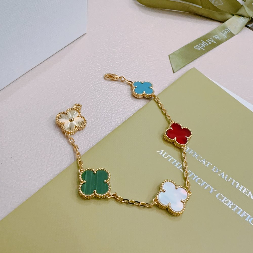 A bracelet фото 2