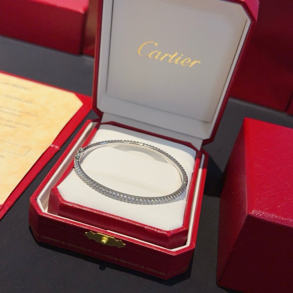 A bracelet фото 2