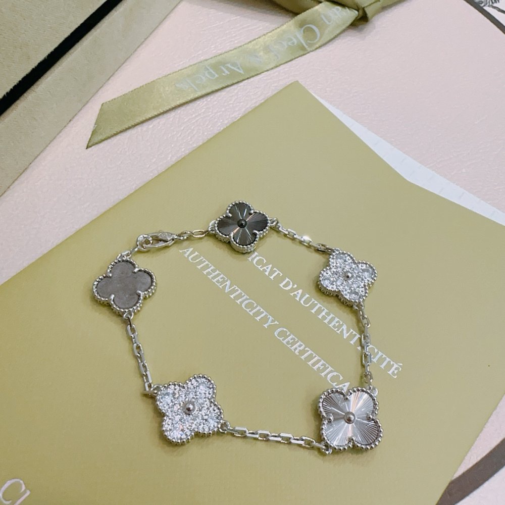 Браслет фото 3