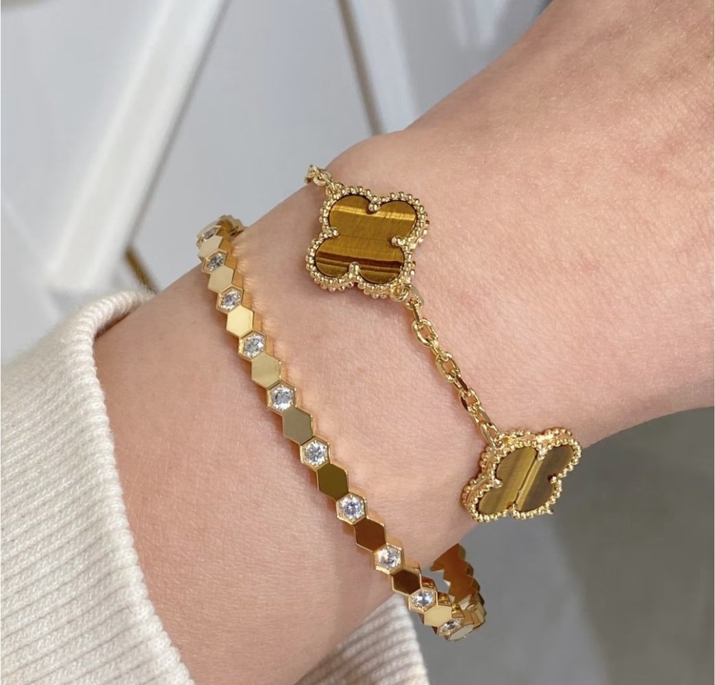 A bracelet фото 3