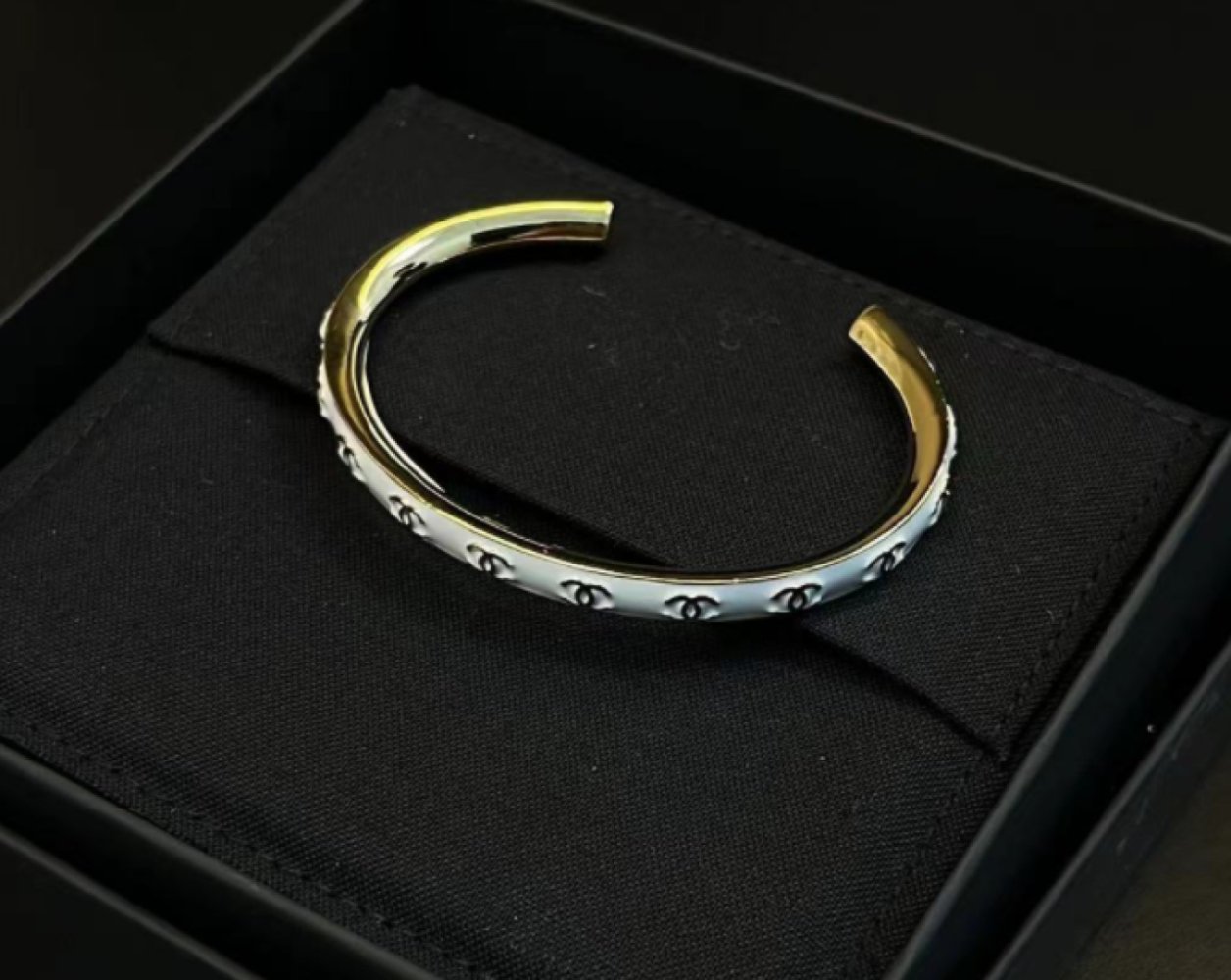 A bracelet фото 4