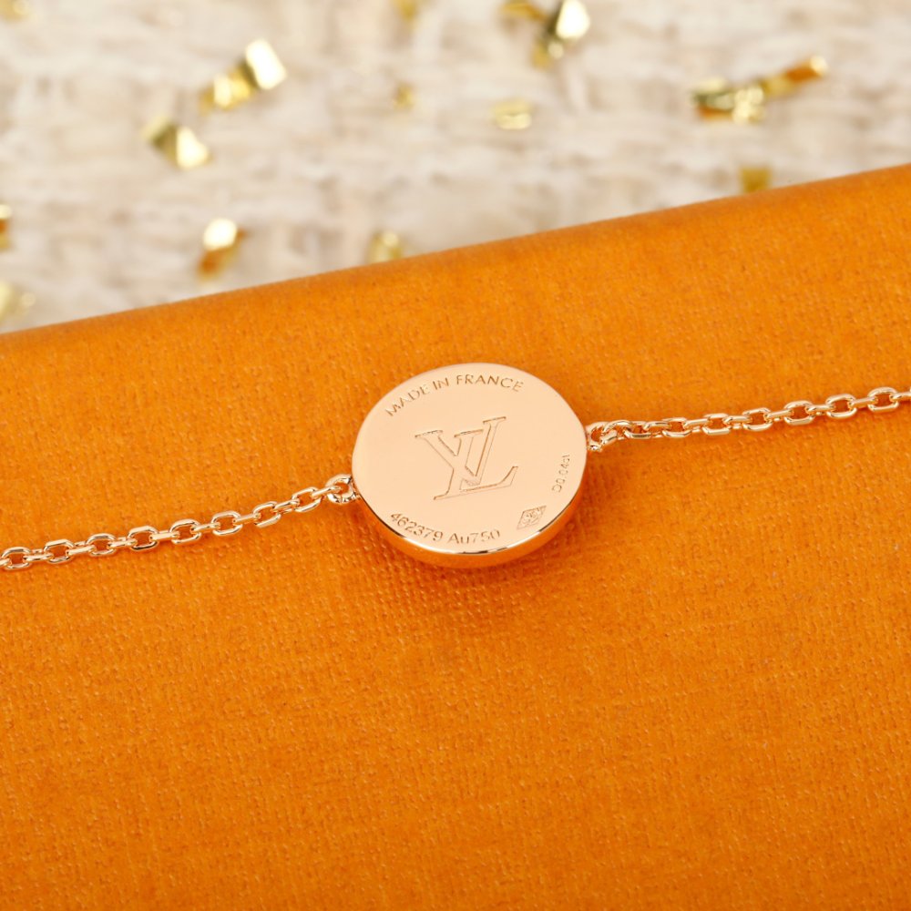 A bracelet фото 4