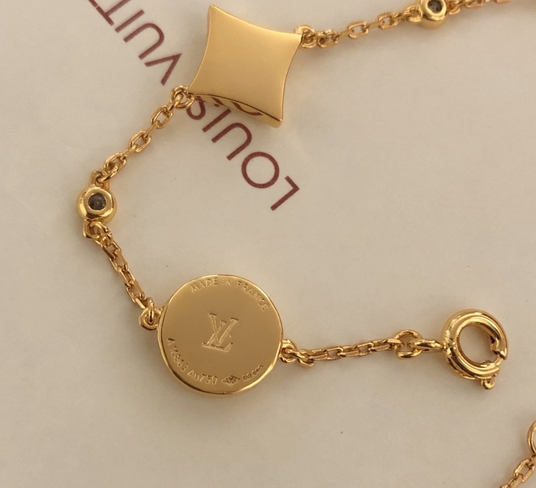 A bracelet фото 5