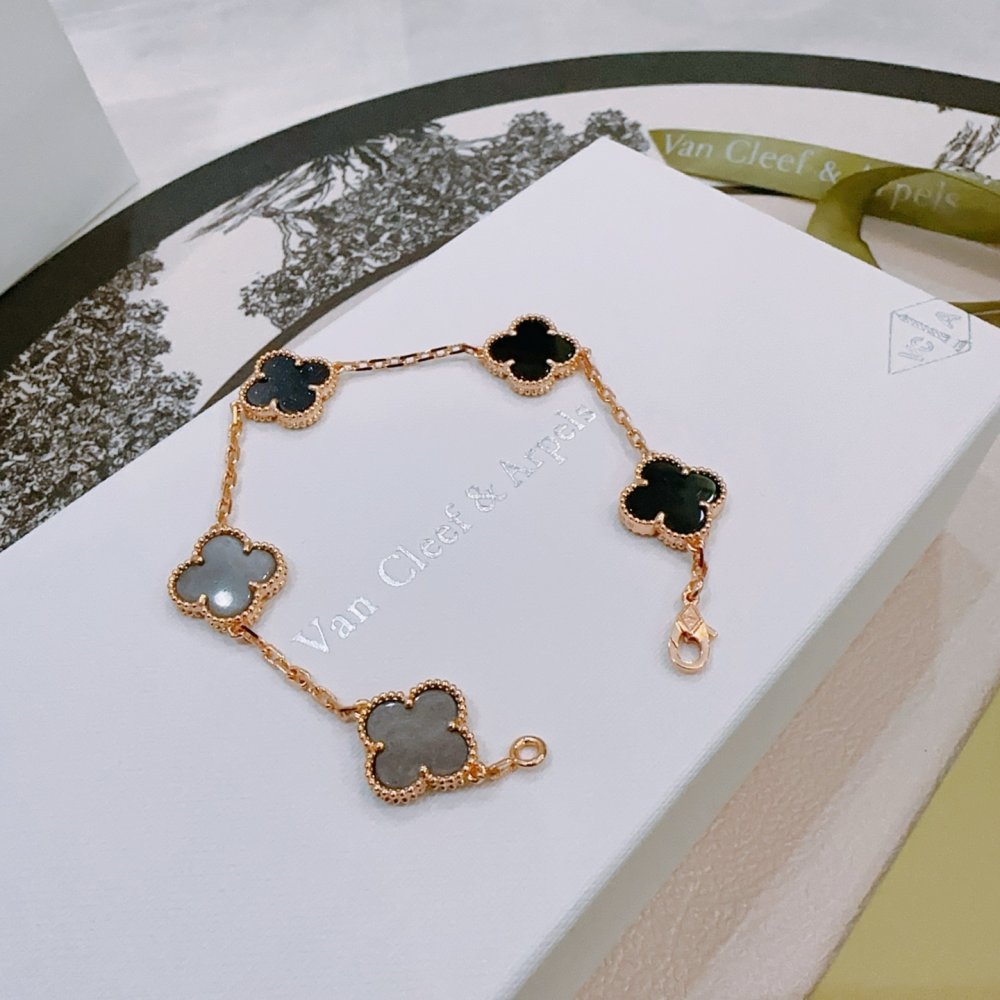 Браслет фото 5