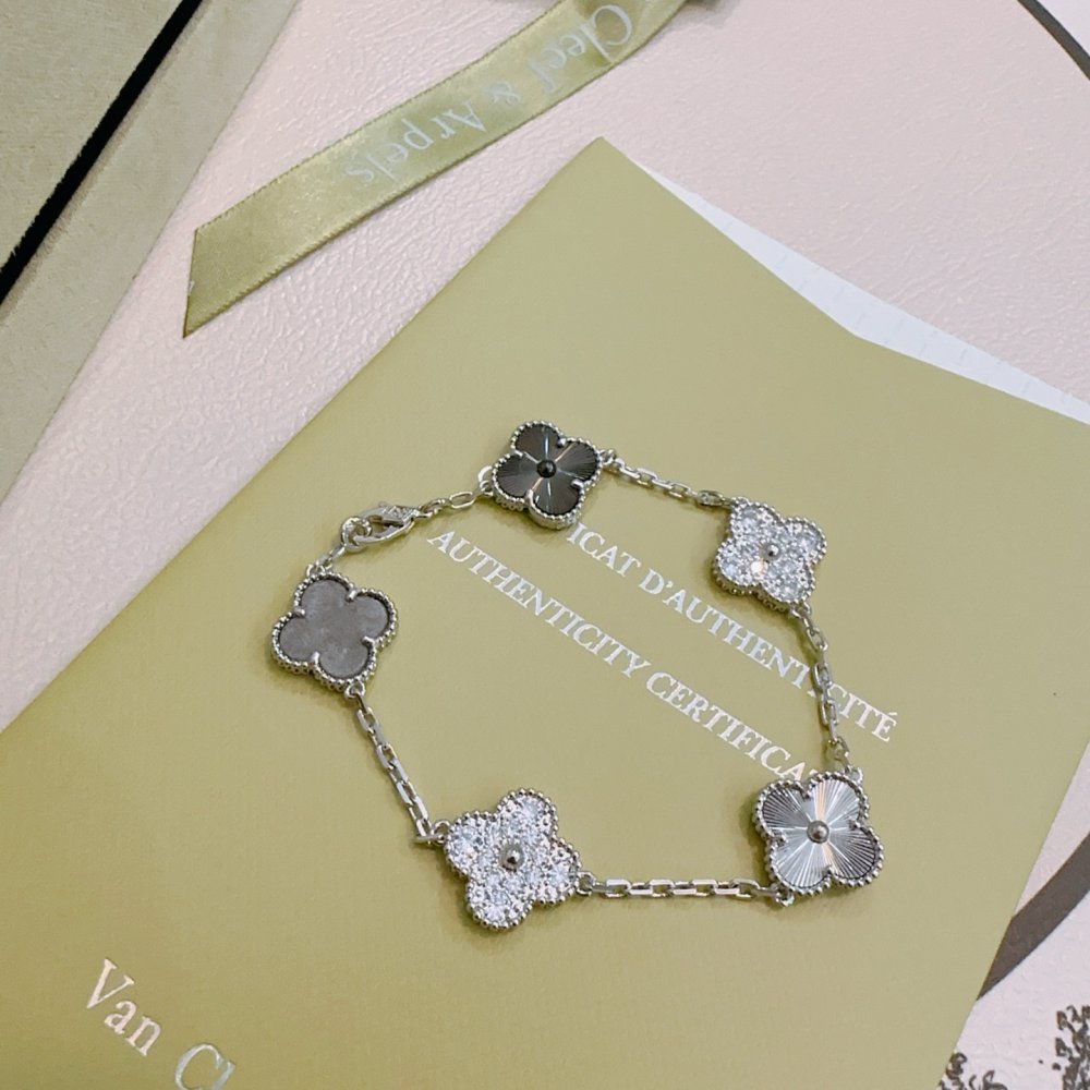 Браслет фото 5