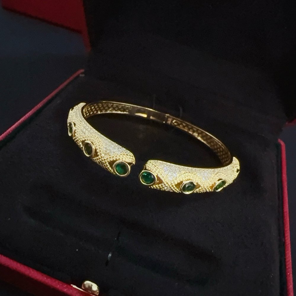 A bracelet фото 5