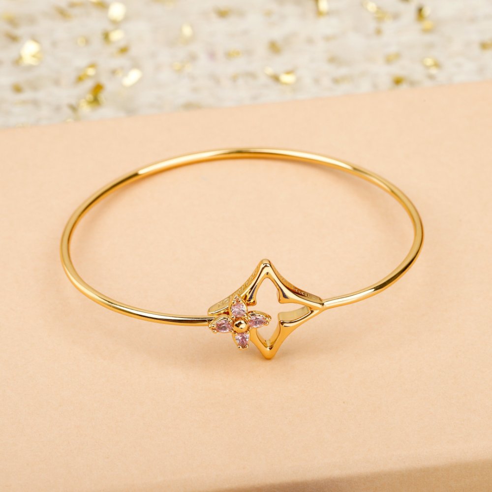 A bracelet фото 5