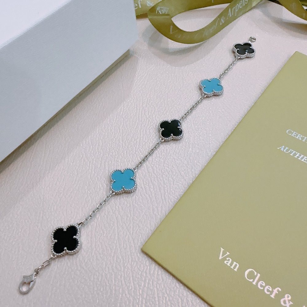 Браслет фото 6