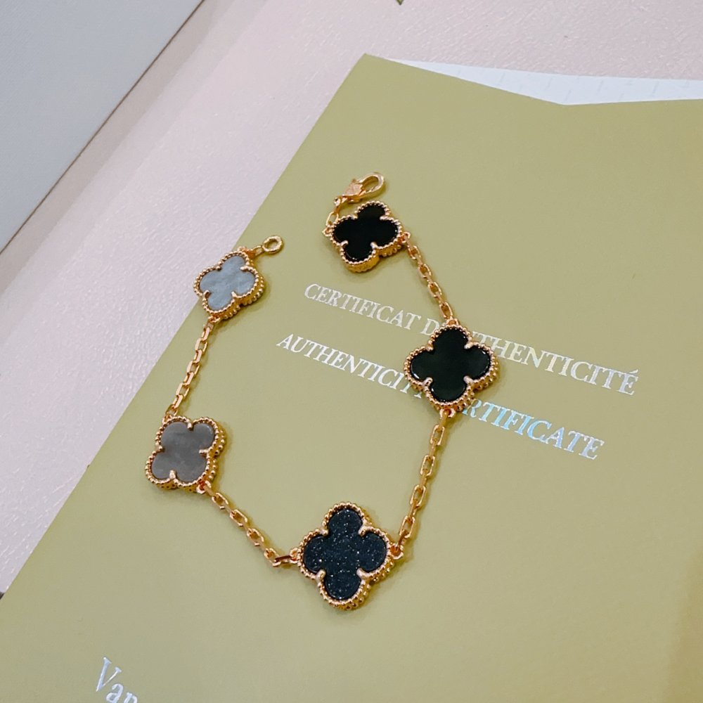 Браслет фото 6