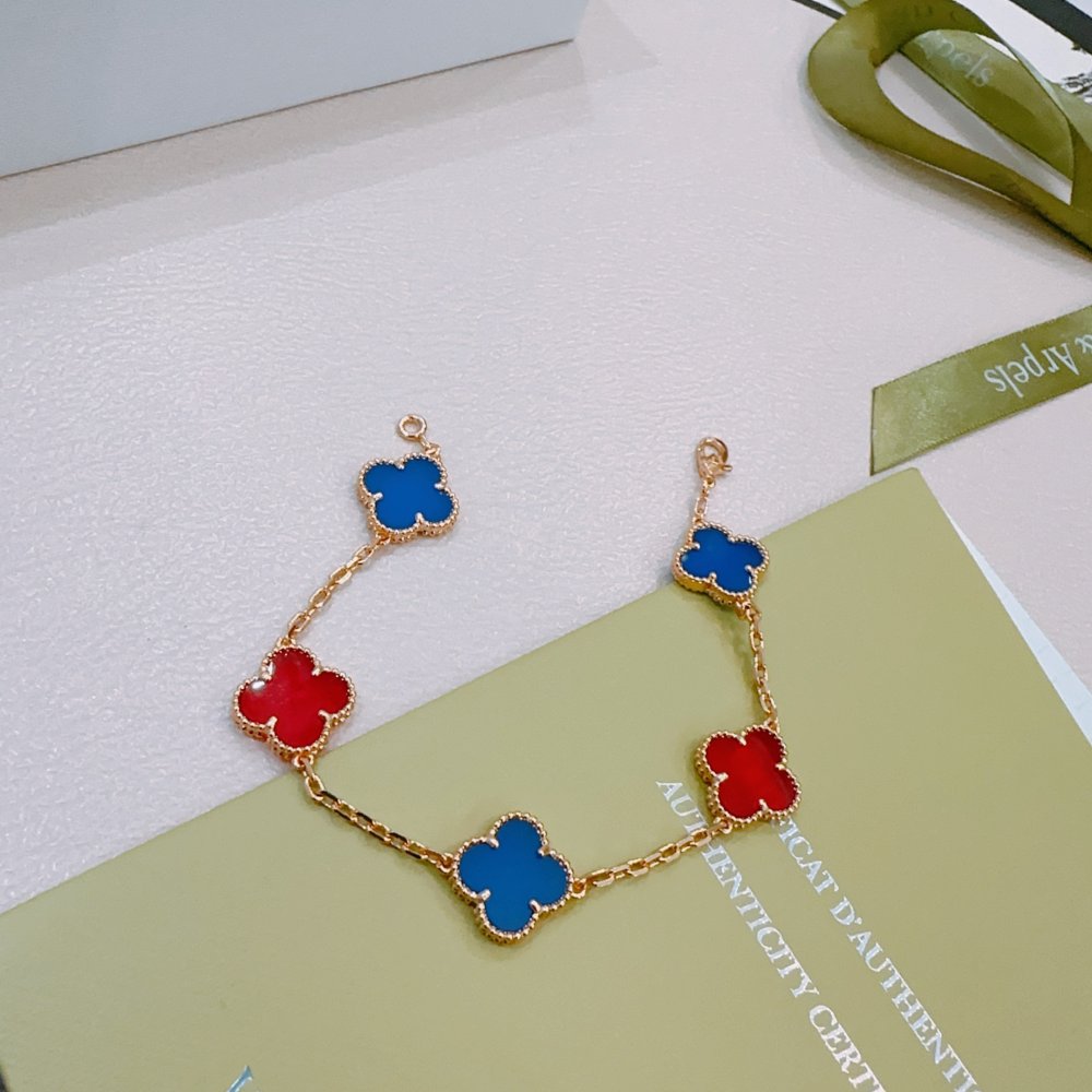 A bracelet фото 6