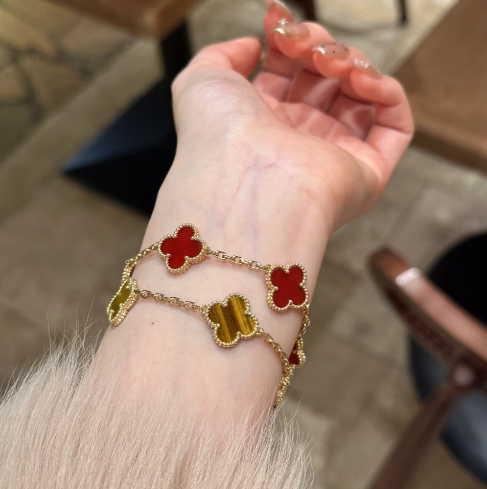 A bracelet фото 6