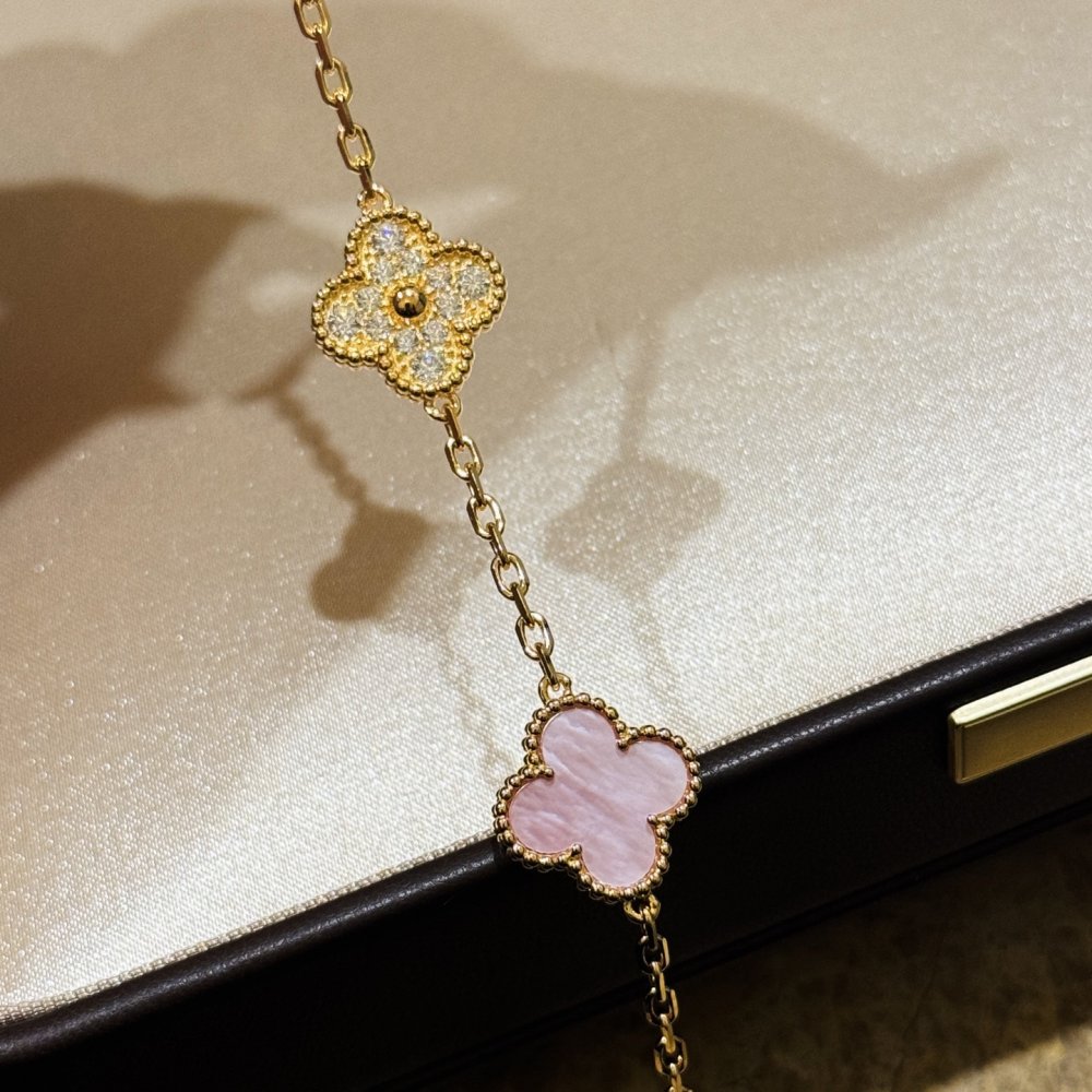 A bracelet фото 8