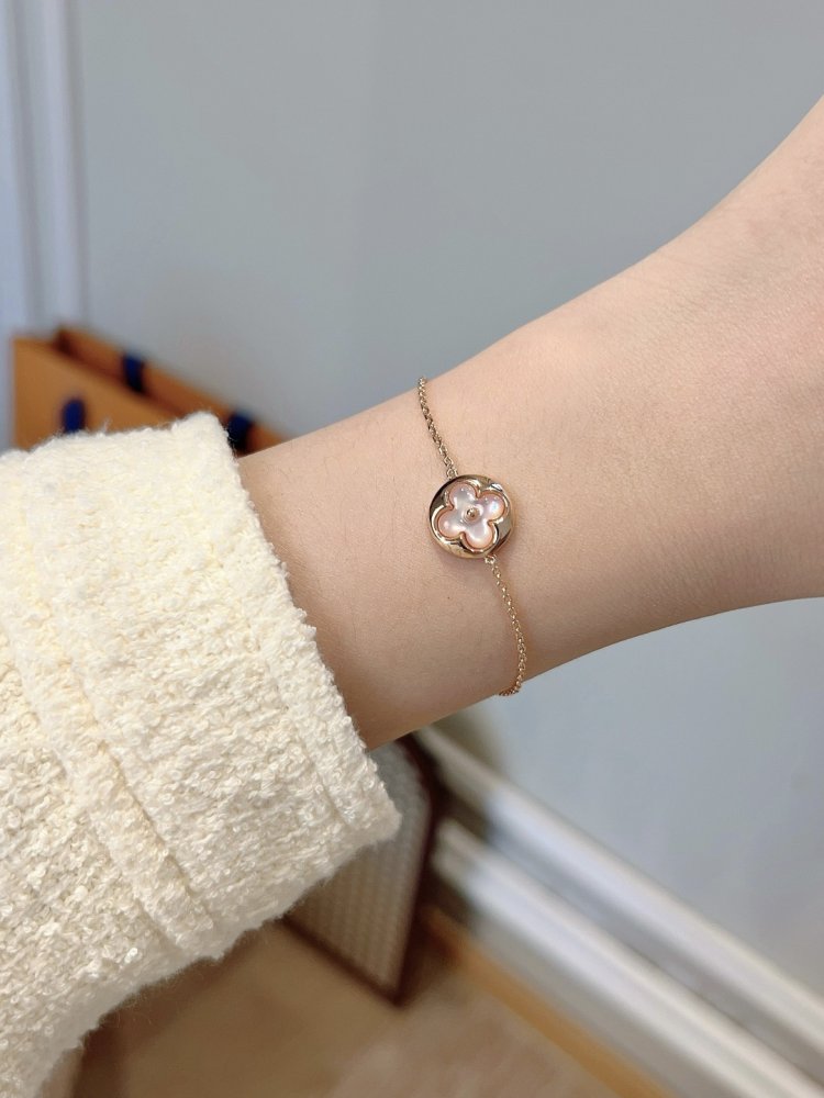 A bracelet фото 8