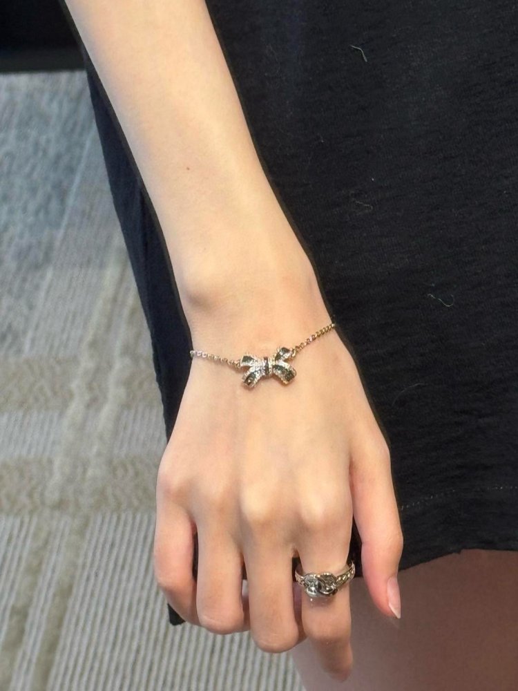 A bracelet фото 9