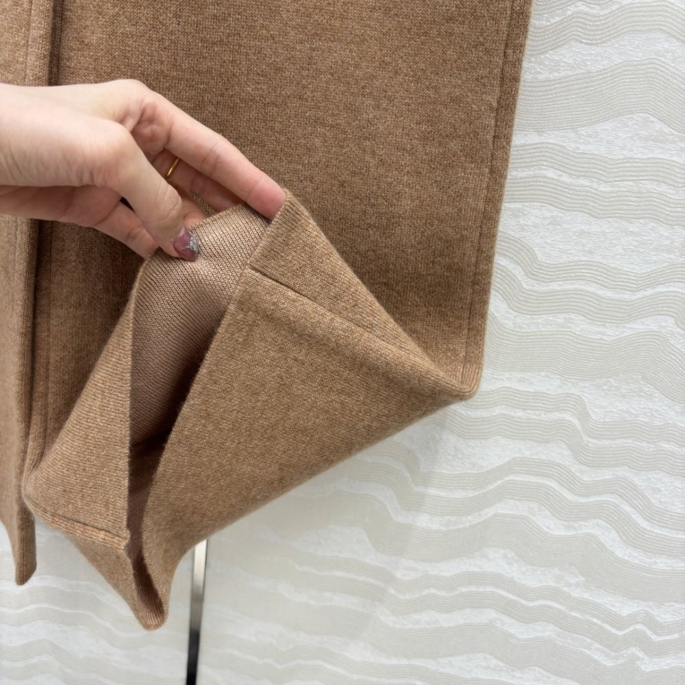 Брюки кашемірові жіночі фото 8