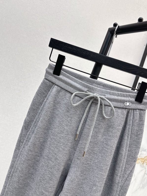 Брюки клеш фото 3