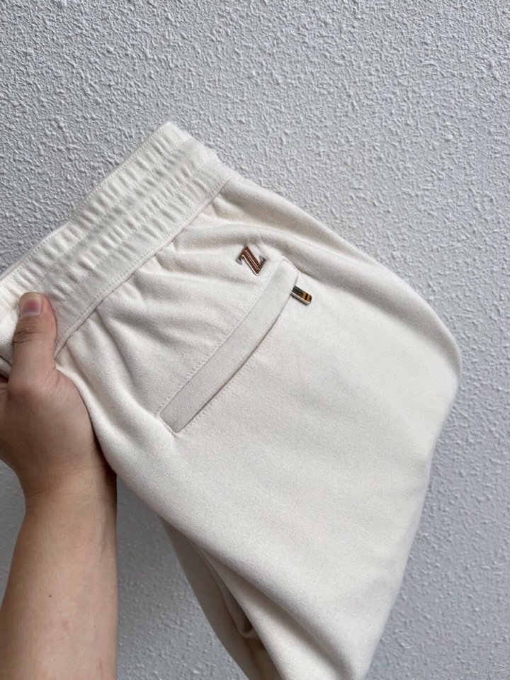 Брюки мужские