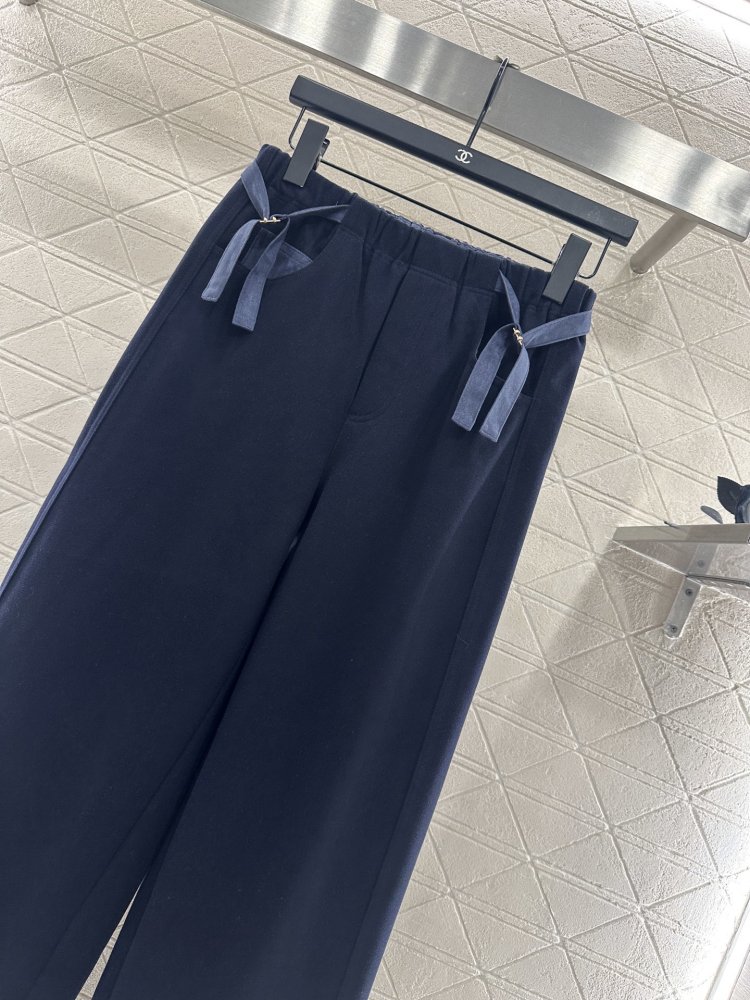 Брюки прямого кроя с поясом фото 3