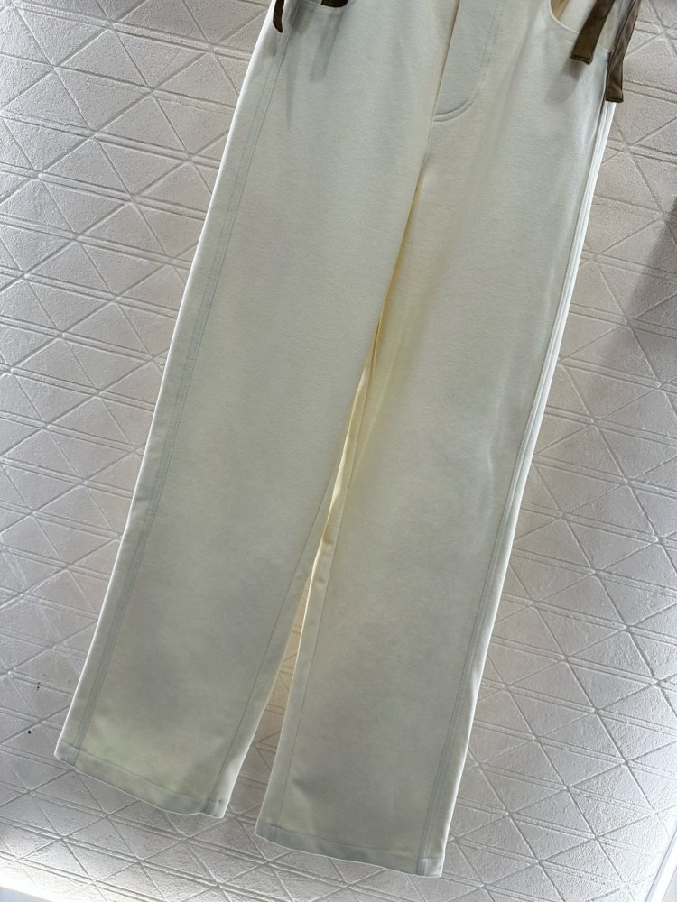 Брюки прямого кроя с поясом фото 4