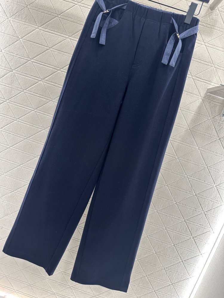 Брюки прямого кроя с поясом фото 4