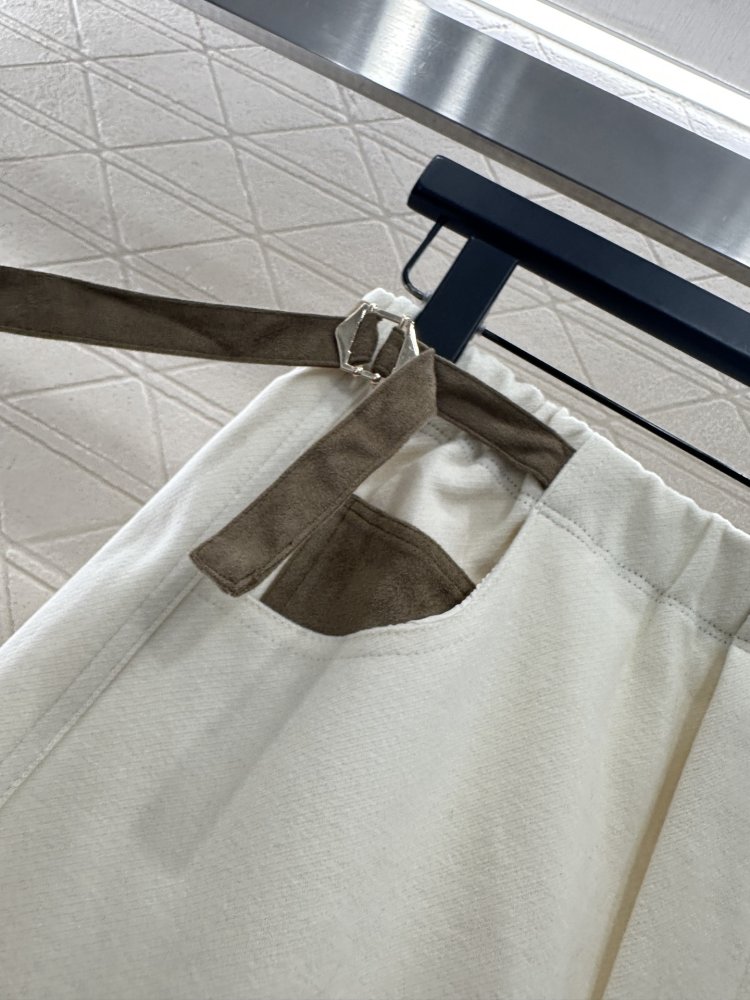 Брюки прямого кроя с поясом фото 5