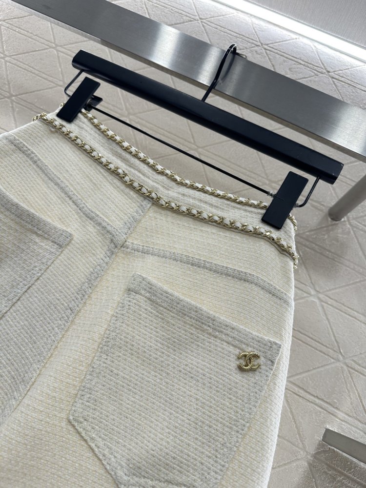 Брюки широкого крою з поясом фото 4