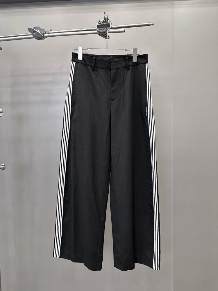 Брюки жіночі