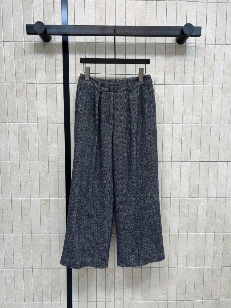 Брюки жіночі