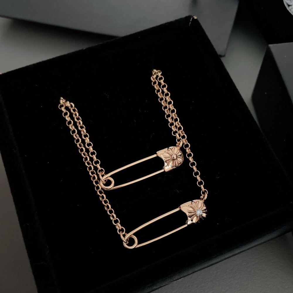 Брошь фото 2