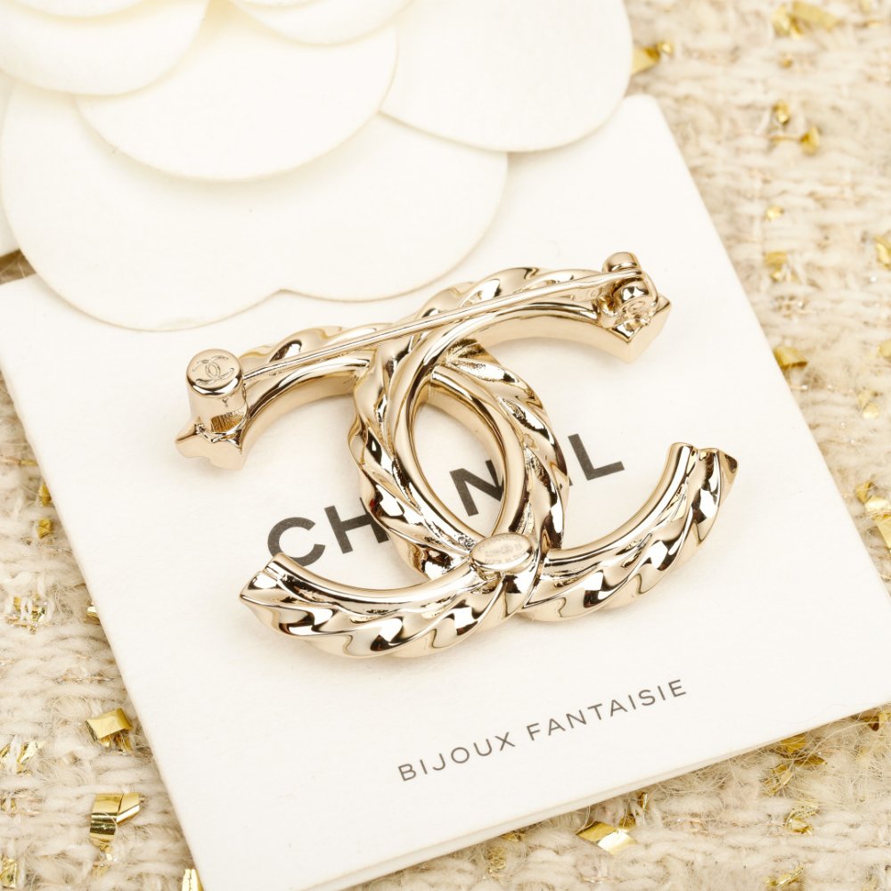 Брошка фото 4