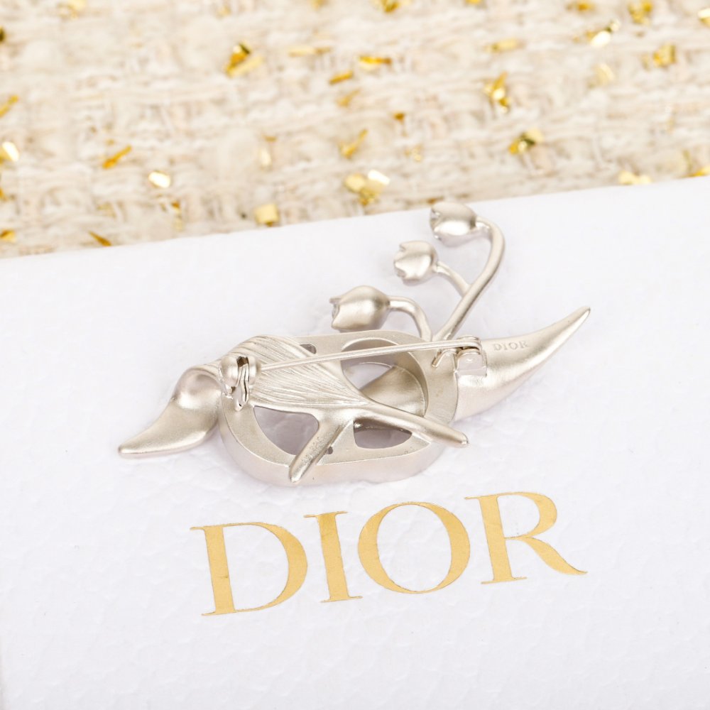 Брошка фото 4