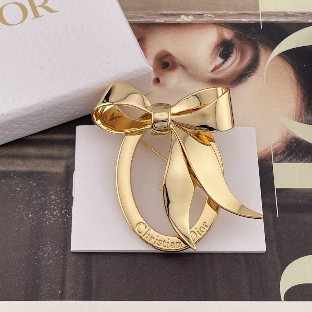 Брошка фото 4