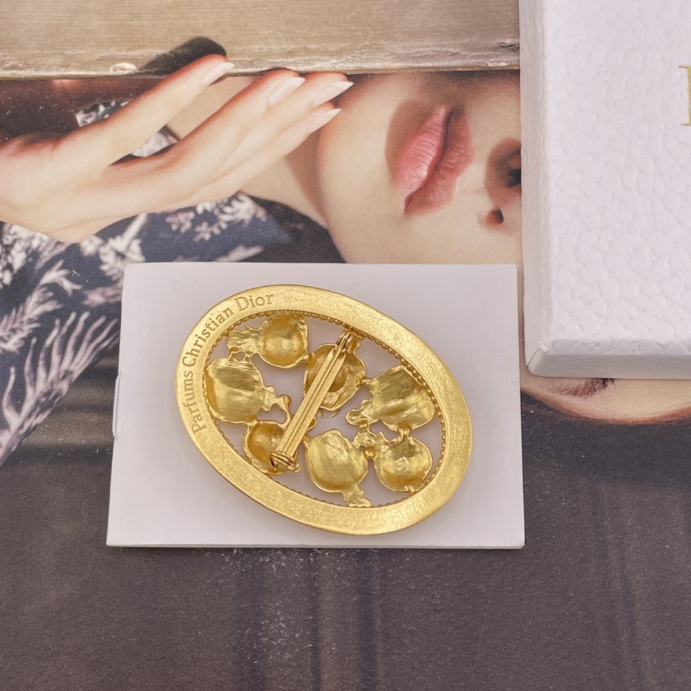 Брошка фото 4