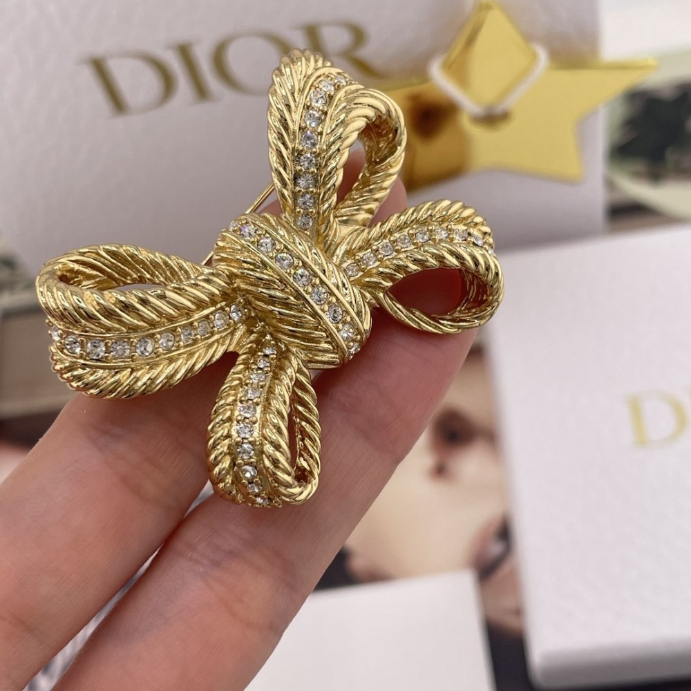 Брошка фото 7