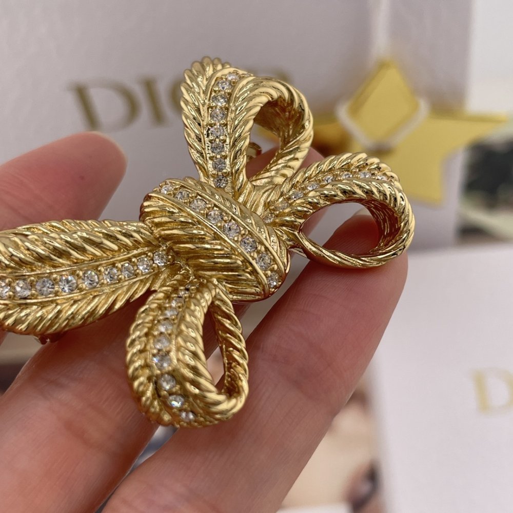 Брошка фото 8