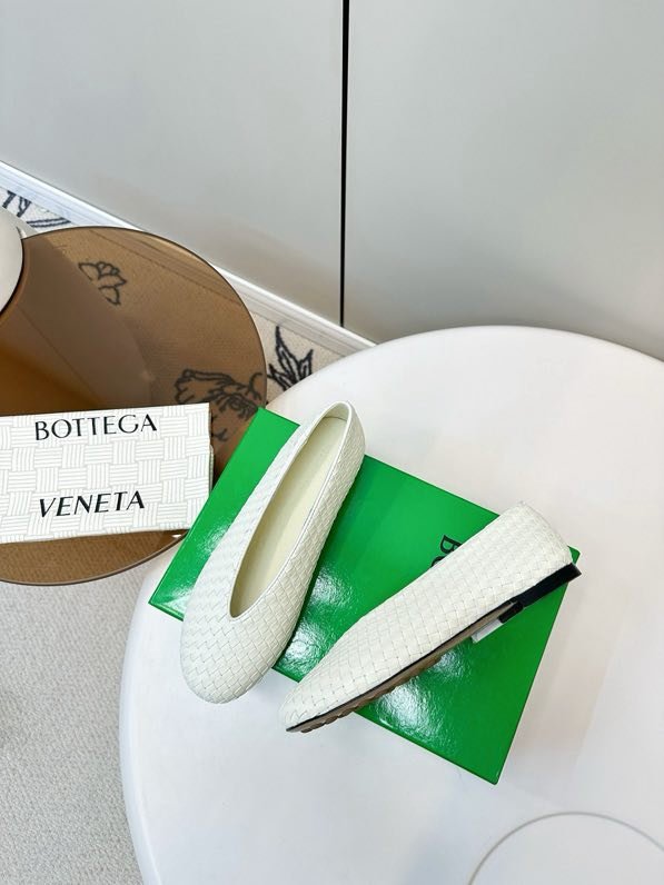 Бвлетки шкіряні фото 6