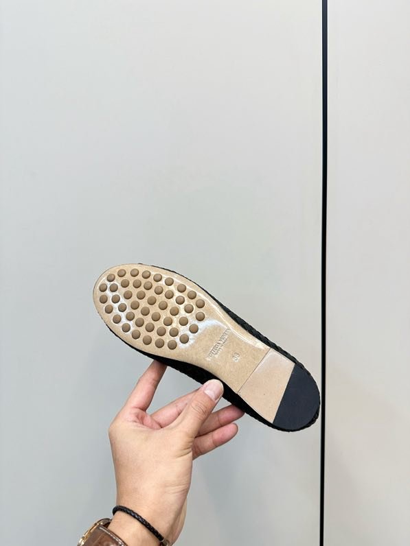 Бвлетки шкіряні фото 9