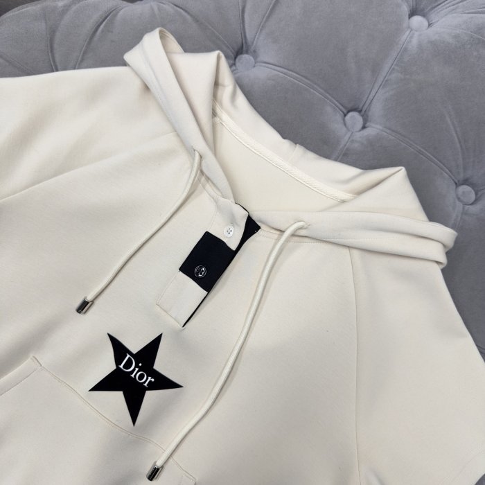 Костюм жіночий фото 4