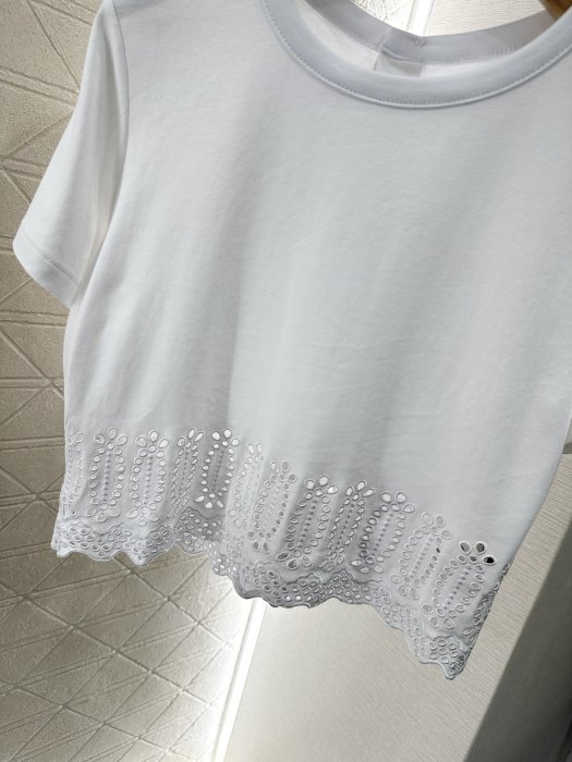 T-shirt women's фото 5