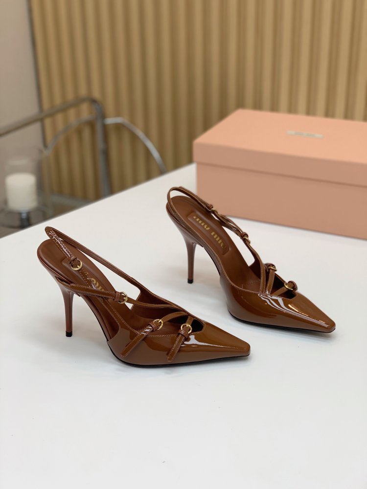 Босоножки фото 7