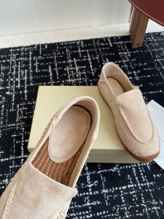 Туфли женские фото 8