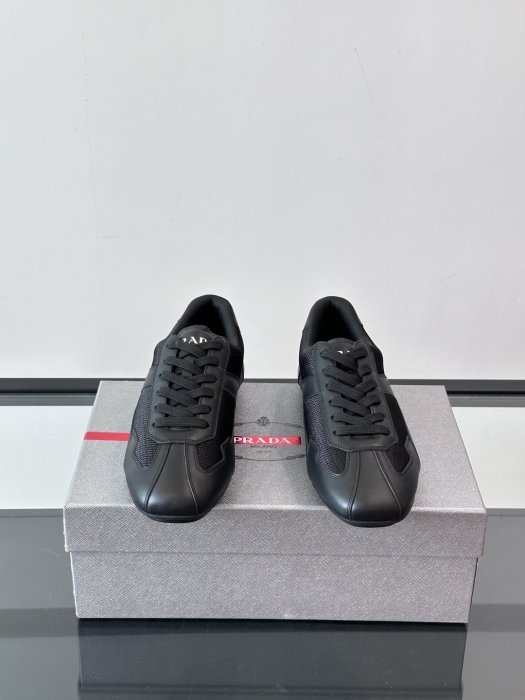 Кроссовки мужские фото 2