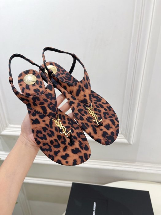 Сандалии женские фото 5